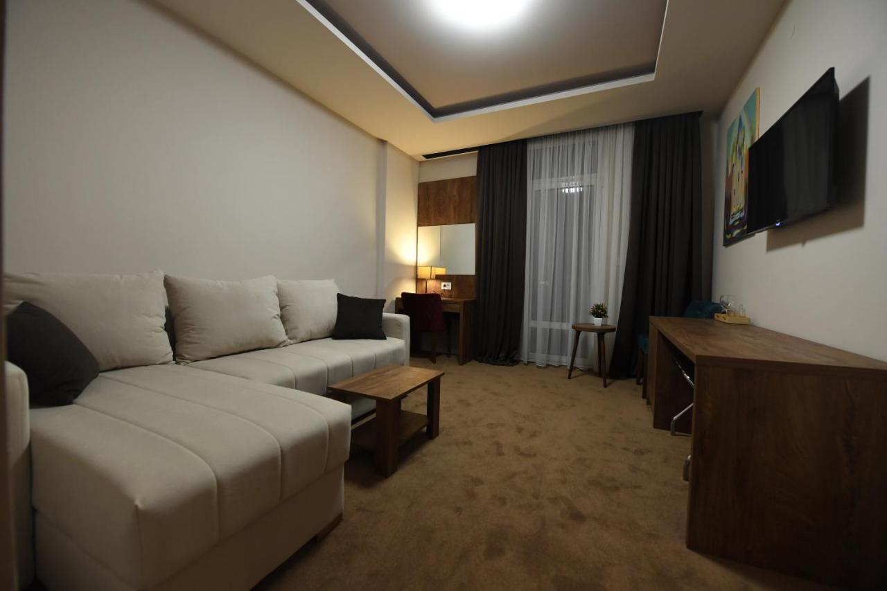 Hammeum Hotel Prokuplje Kültér fotó